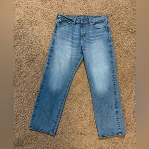 NWOT Men’s American Eagle Classic Straight Blue Jeans Size 33x30